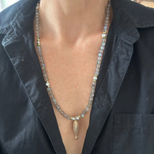 Laden Sie das Bild in den Galerie-Viewer, Fischli necklace