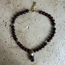 Laden Sie das Bild in den Galerie-Viewer, Joanna necklace