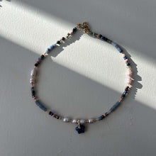 Laden Sie das Bild in den Galerie-Viewer, Starseed necklace