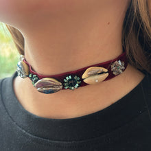 Laden Sie das Bild in den Galerie-Viewer, Dark Coco necklace