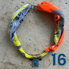 Charger l&#39;image dans la galerie, Bandana necklace neon edition