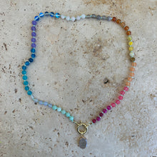 Laden Sie das Bild in den Galerie-Viewer, mint pastel Rainbow necklace with quartz