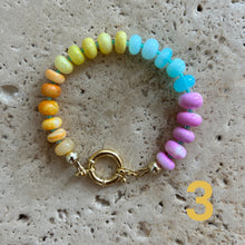 Laden Sie das Bild in den Galerie-Viewer, Chunky Opal Rainbow bracelet