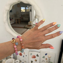 Laden Sie das Bild in den Galerie-Viewer, XL Rainbow bracelet with orange thread