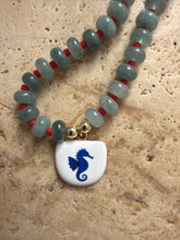 Load image into Gallery viewer, Seahorse necklace