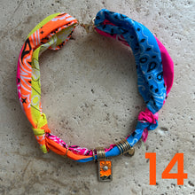 Charger l&#39;image dans la galerie, Bandana necklace neon edition