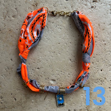 Charger l&#39;image dans la galerie, Bandana necklace neon edition