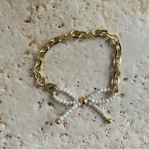 pearly ribbon bracelet