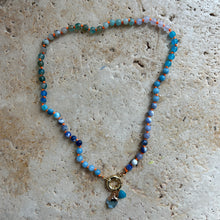 Charger l&#39;image dans la galerie, wintery Rainbow necklace in dark colors