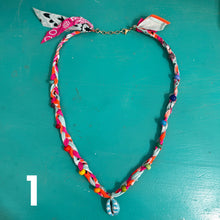 Charger l&#39;image dans la galerie, braided Bandana necklace