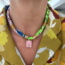Laden Sie das Bild in den Galerie-Viewer, Bandana necklace