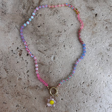 Charger l&#39;image dans la galerie, pastel Rainbow necklace with neon pink thread