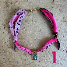 Laden Sie das Bild in den Galerie-Viewer, Bandana necklace neon edition