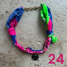 Charger l&#39;image dans la galerie, Bandana necklace neon edition