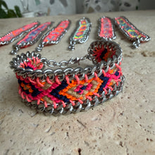 Laden Sie das Bild in den Galerie-Viewer, Eva bracelet with Silver chain