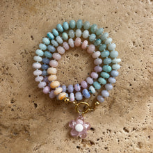 Laden Sie das Bild in den Galerie-Viewer, Large Chunky gemstone Rainbow necklace in pastel colors