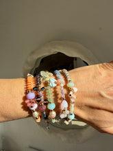 Laden Sie das Bild in den Galerie-Viewer, Frieda bracelet