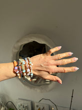 Laden Sie das Bild in den Galerie-Viewer, Frieda bracelet