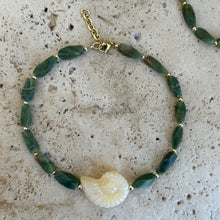 Charger l'image dans la galerie, Lydia necklace feat. Jade