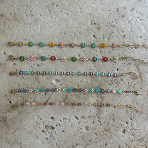 Daisy bracelet