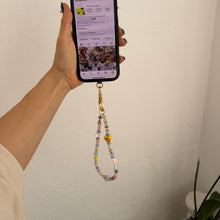 Laden Sie das Bild in den Galerie-Viewer, Sonja Phone string