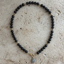 Laden Sie das Bild in den Galerie-Viewer, Joanna necklace