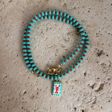 Load image into Gallery viewer, Crab necklace