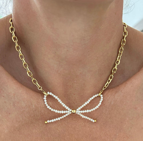 Lola ribbon necklace