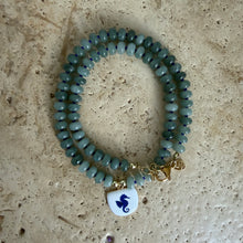 Load image into Gallery viewer, Crab necklace