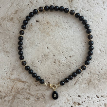 Laden Sie das Bild in den Galerie-Viewer, Joanna necklace