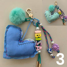 Laden Sie das Bild in den Galerie-Viewer, Happy hanger