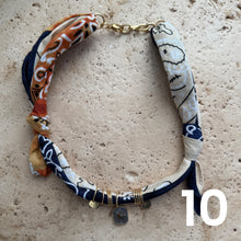 Charger l&#39;image dans la galerie, winteryBandana necklace