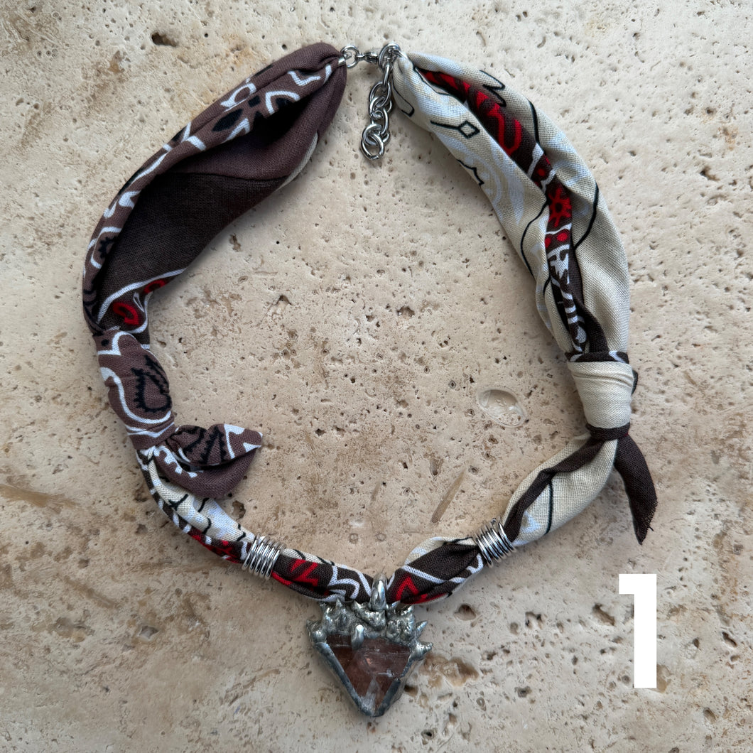 SILVER winteryBandana necklace