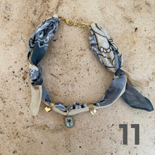 Load image into Gallery viewer, wintery Bandana necklace