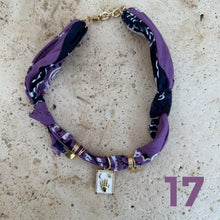 Load image into Gallery viewer, wintery Bandana necklace