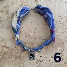 Load image into Gallery viewer, SILVER winteryBandana necklace