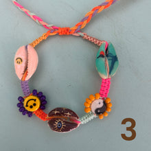 Laden Sie das Bild in den Galerie-Viewer, Coco bracelet