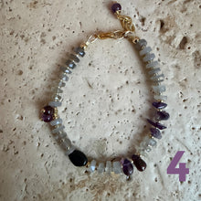 Laden Sie das Bild in den Galerie-Viewer, Frieda bracelet