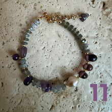 Laden Sie das Bild in den Galerie-Viewer, Frieda bracelet