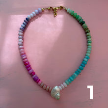 Charger l'image dans la galerie, Chunky Opal necklace with shells