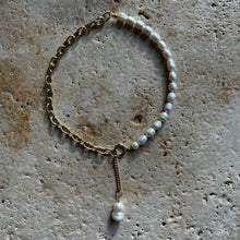Load image into Gallery viewer, Sarah necklace