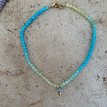 Laden Sie das Bild in den Galerie-Viewer, Unicorn necklace