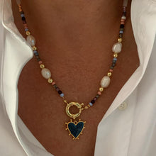 Laden Sie das Bild in den Galerie-Viewer, Judith necklace