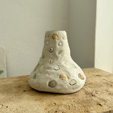 Load image into Gallery viewer, Bonk Mare Vase 06