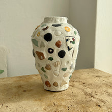 Load image into Gallery viewer, Bonk Mare Vase 01
