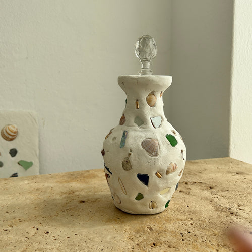 Bonk Mare Vase 09